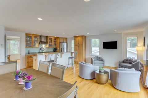 370 Monomoscoy Rd, Mashpee, MA 02649 photo 14