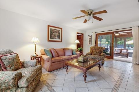 110 Hewitt Dr, Raynham, MA 02767 photo 20