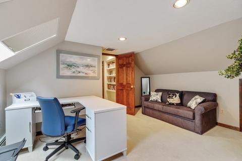 110 Hewitt Dr, Raynham, MA 02767 photo 31