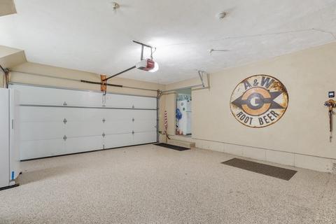 110 Hewitt Dr, Raynham, MA 02767 photo 37