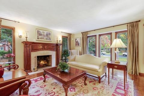 110 Hewitt Dr, Raynham, MA 02767 photo 16