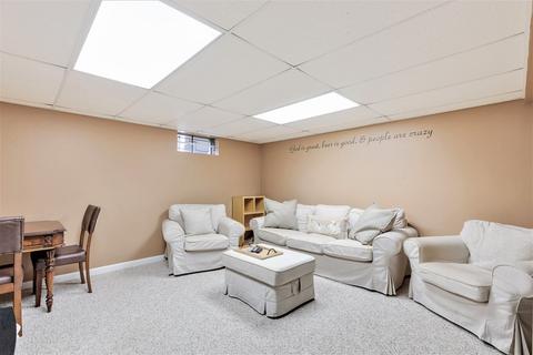 110 Hewitt Dr, Raynham, MA 02767 photo 36