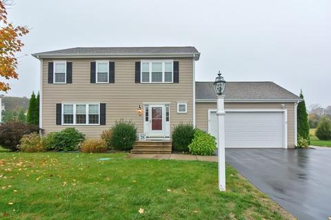 55 Glenside Dr, Blackstone, MA 01504 photo 1