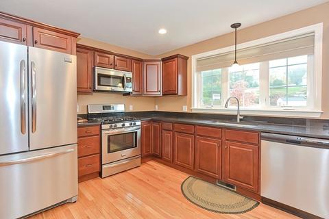 55 Glenside Dr, Blackstone, MA 01504 photo 10