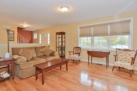 55 Glenside Dr, Blackstone, MA 01504 photo 8