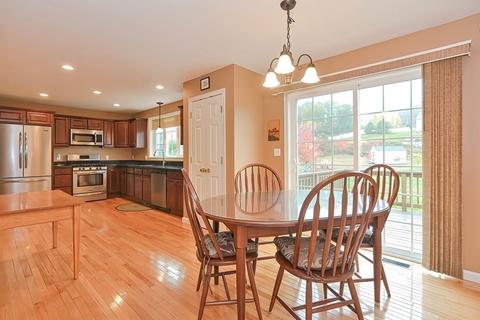 55 Glenside Dr, Blackstone, MA 01504 photo 13