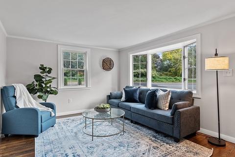 34 Macarthur Rd, Beverly, MA 01915 photo 9