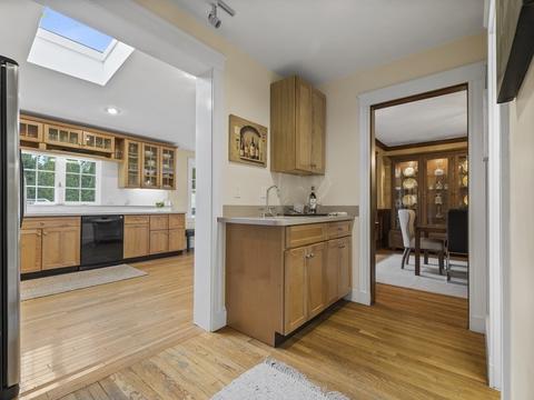 668 Webster St, Needham, MA 02492 photo 6