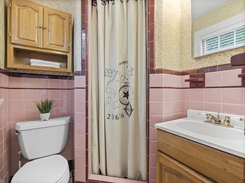 668 Webster St, Needham, MA 02492 photo 12