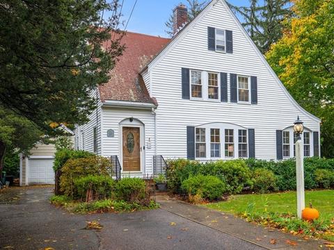 668 Webster St, Needham, MA 02492 photo 1