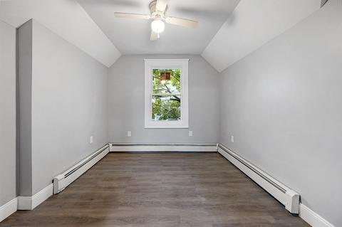 31 Orient St, Worcester, MA 01604 photo 12