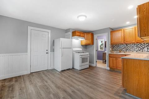 31 Orient St, Worcester, MA 01604 photo 5
