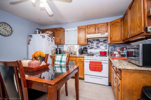 83 Flint St, Fall River, MA 02723 photo 4