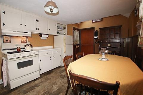 225 Central St, Saugus, MA 01906 photo 6