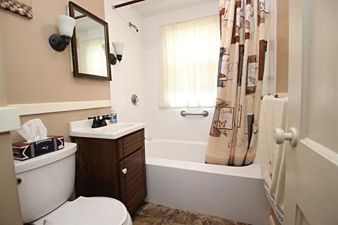 225 Central St, Saugus, MA 01906 photo 14