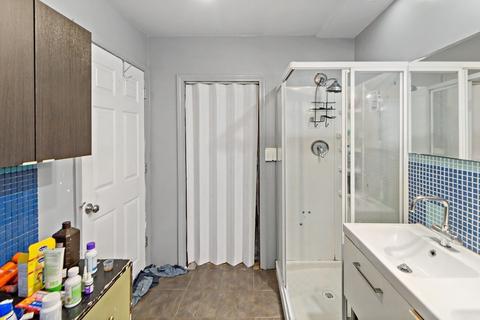 20 Day St, Fall River, MA 02724 photo 37