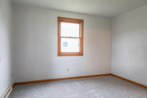 27 Bristol St, Chicopee, MA 01013 photo 20