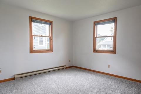 27 Bristol St, Chicopee, MA 01013 photo 15