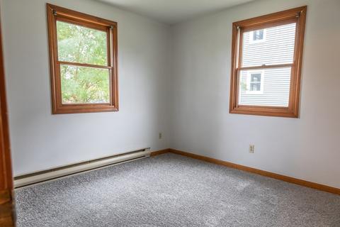 27 Bristol St, Chicopee, MA 01013 photo 19