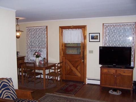 99 Beacon St, Athol, MA 01331 photo 9