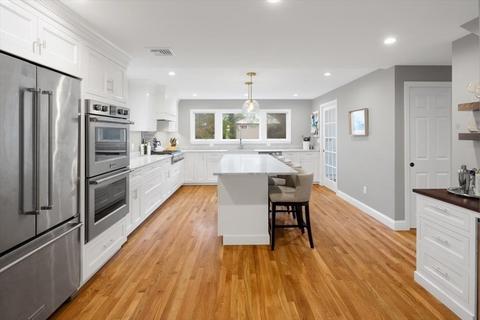 51 Elm St, Hingham, MA 02043 photo 13