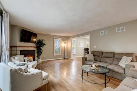 151 Maynard Rd, Framingham, MA 01701 photo 8