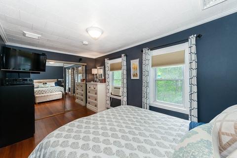 18 Ridge Ave, Dedham, MA 02026 photo 13