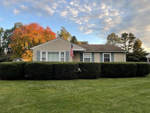 83 Gary Rd, Springfield, MA 01119 photo 1