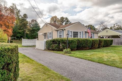 83 Gary Rd, Springfield, MA 01119 photo 3