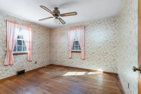 83 Gary Rd, Springfield, MA 01119 photo 17