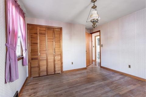 83 Gary Rd, Springfield, MA 01119 photo 18