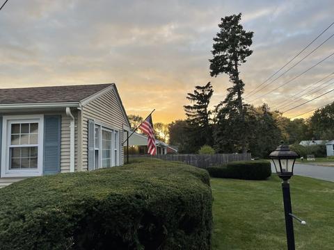 83 Gary Rd, Springfield, MA 01119 photo 5