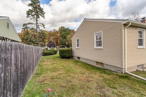 83 Gary Rd, Springfield, MA 01119 photo 20