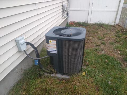 132 Clairmont Ave, Chicopee, MA 01013 photo 15