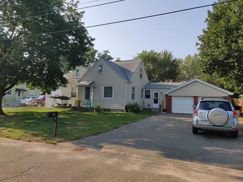 132 Clairmont Ave, Chicopee, MA 01013 photo 2