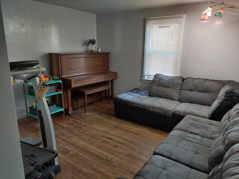 132 Clairmont Ave, Chicopee, MA 01013 photo 5