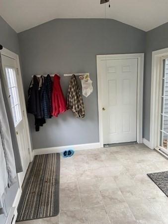 189 Gates Ln, Worcester, MA 01603 photo 3