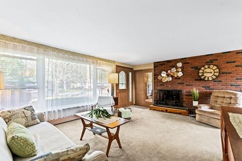 7 Durant Ave, Maynard, MA 01754 photo 5