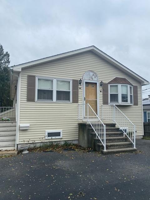 64 Detroit St, Fall River, MA 02721 photo 1