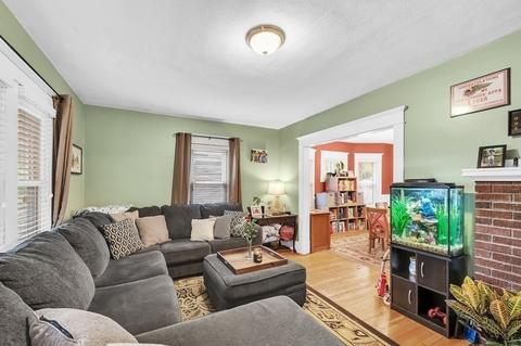 64 Castle St, Springfield, MA 01118 photo 8