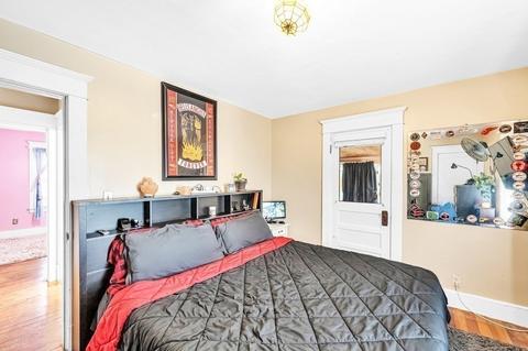 64 Castle St, Springfield, MA 01118 photo 21