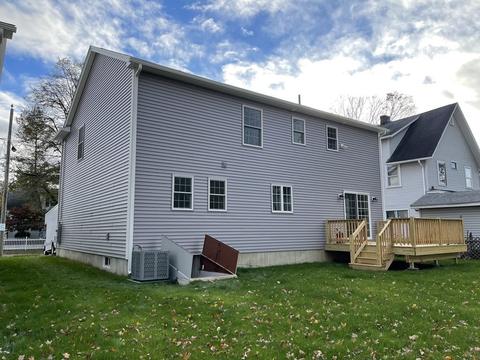 32 Howes St, Springfield, MA 01118 photo 16