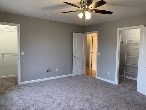 28 Howes St, Springfield, MA 01118 photo 9