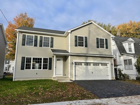28 Howes St, Springfield, MA 01118 photo 1