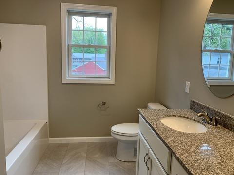 28 Howes St, Springfield, MA 01118 photo 15