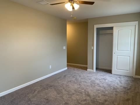 28 Howes St, Springfield, MA 01118 photo 13