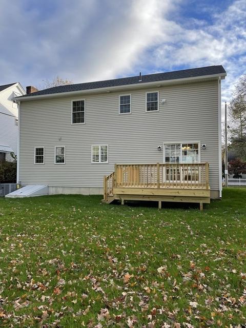 28 Howes St, Springfield, MA 01118 photo 16