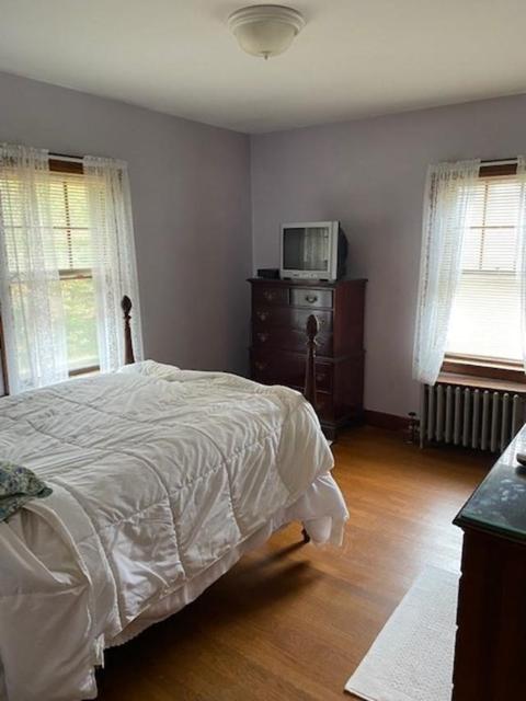 16 Bishop Ave, Worcester, MA 01603 photo 21