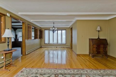 89 9th Ave, Chicopee, MA 01020 photo 12