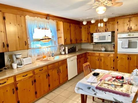 101 Shepherd St, Chicopee, MA 01013 photo 12